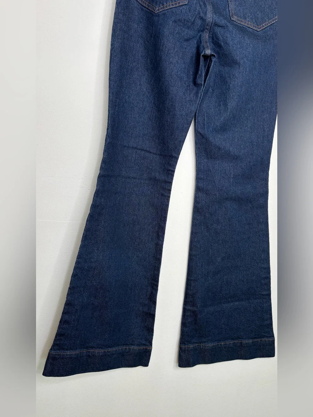 Favorite Daughter Valentina Super High Rise Flare Jeans Pepper 27 Dark Wash